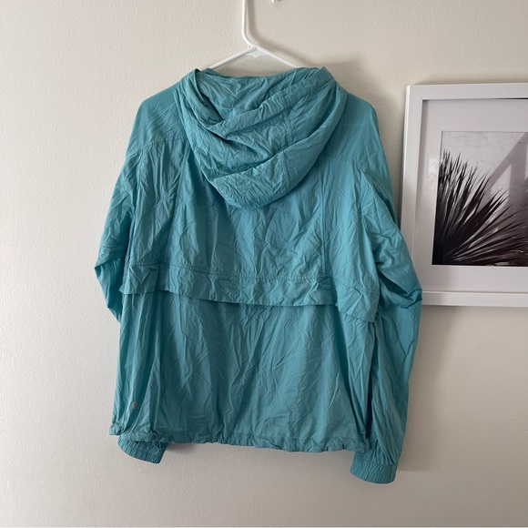 Lululemon Pack it down Light Blue Hooded Jacket - Picture 6 of 8